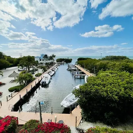 Ocean View Overlooking Marina Ocean Pointe 5305